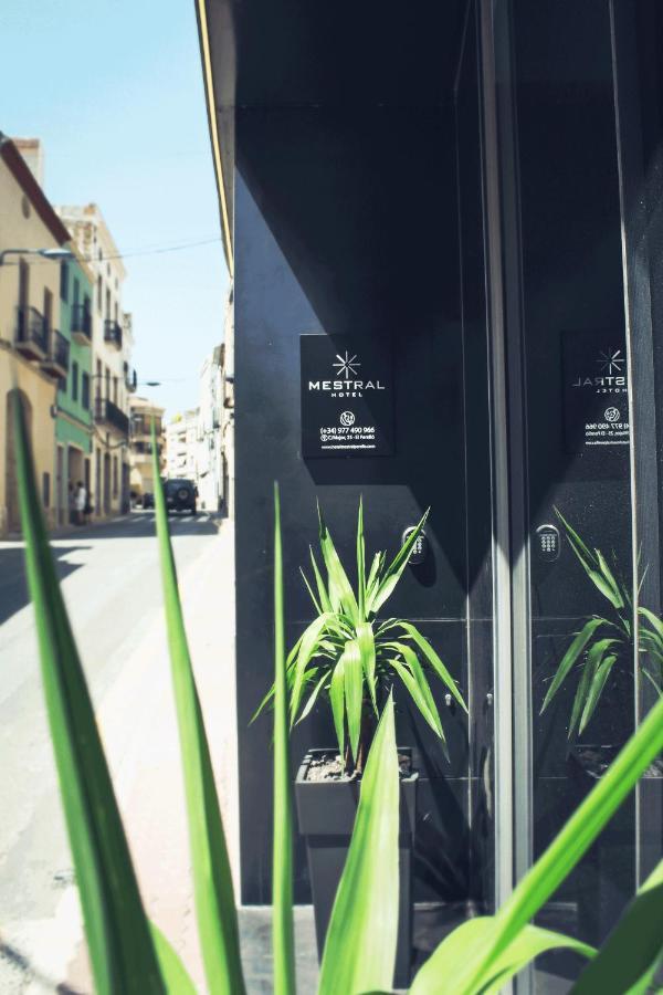 Hotel Mestral Perello El Perelló 外观 照片